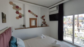Wave Sound Apartments - Village View